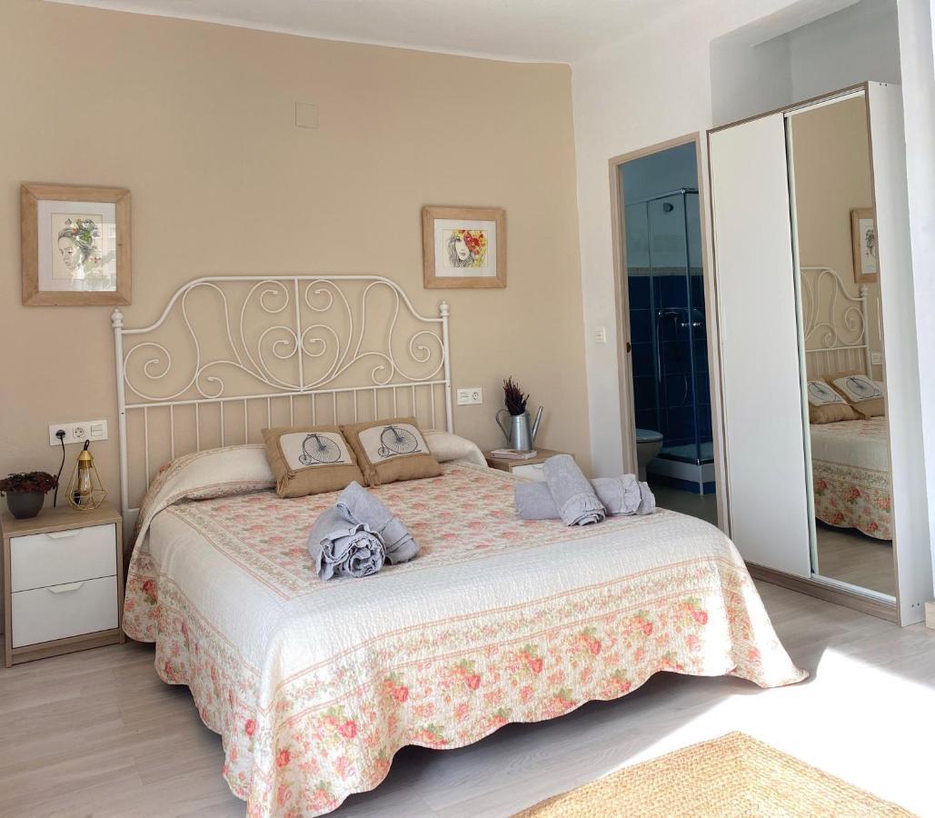 Blue Castle Homestay *