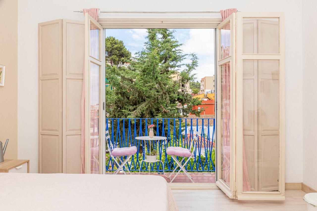 Homestay Blue Castle