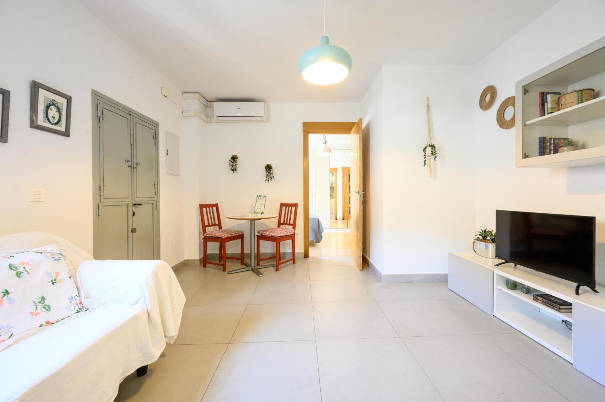 Blue Castle Homestay *